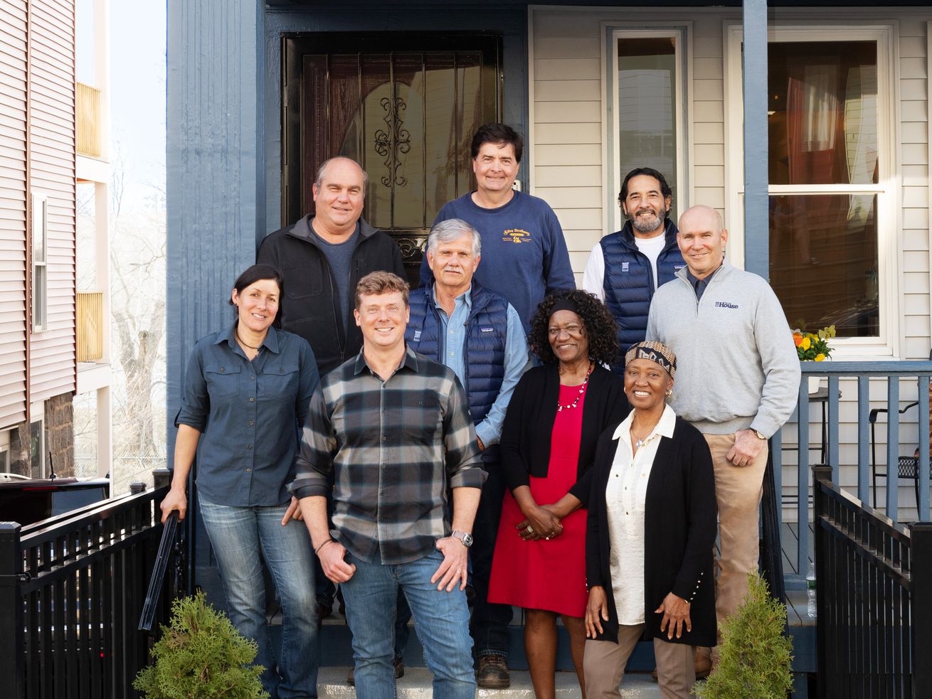 Fall 2021, Dorchester reveal, TOH crew and homeowners in front